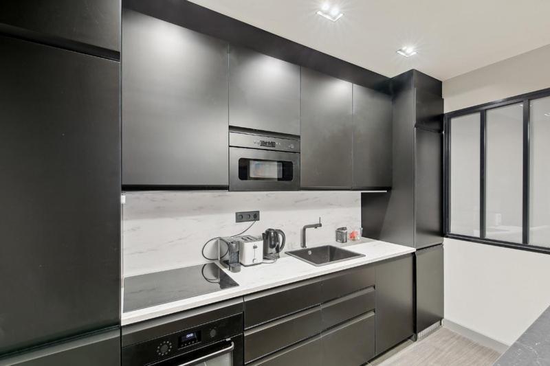 327 Suite Le Marais - Superb Apartment In París Exterior foto